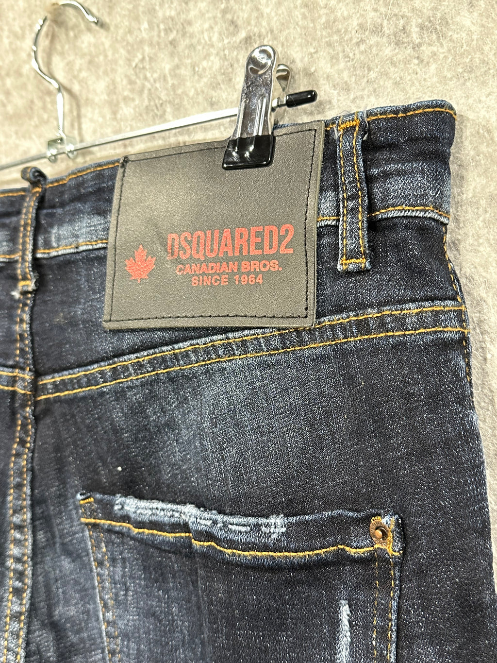 Dsquared2 02