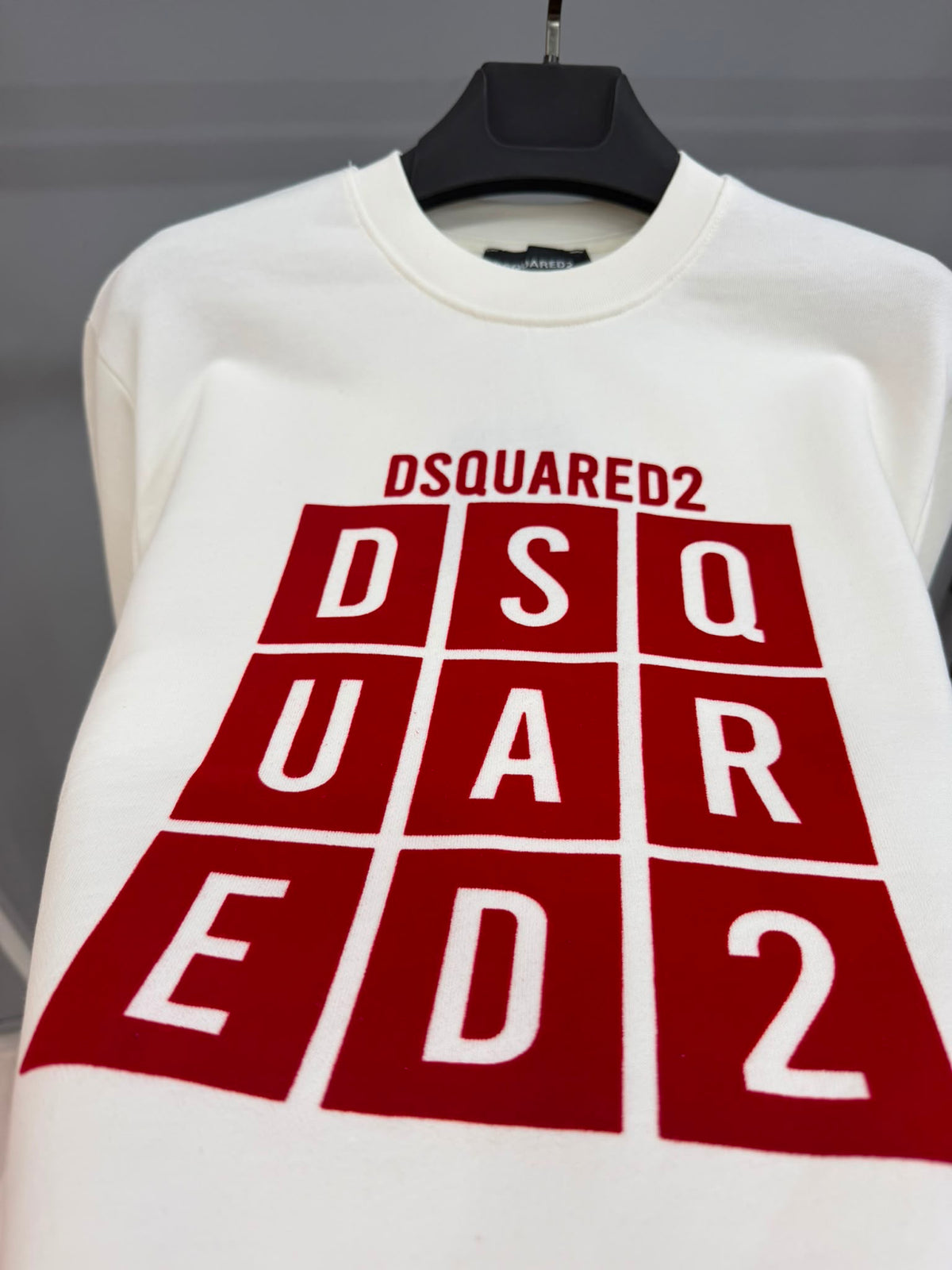 Dsquared2