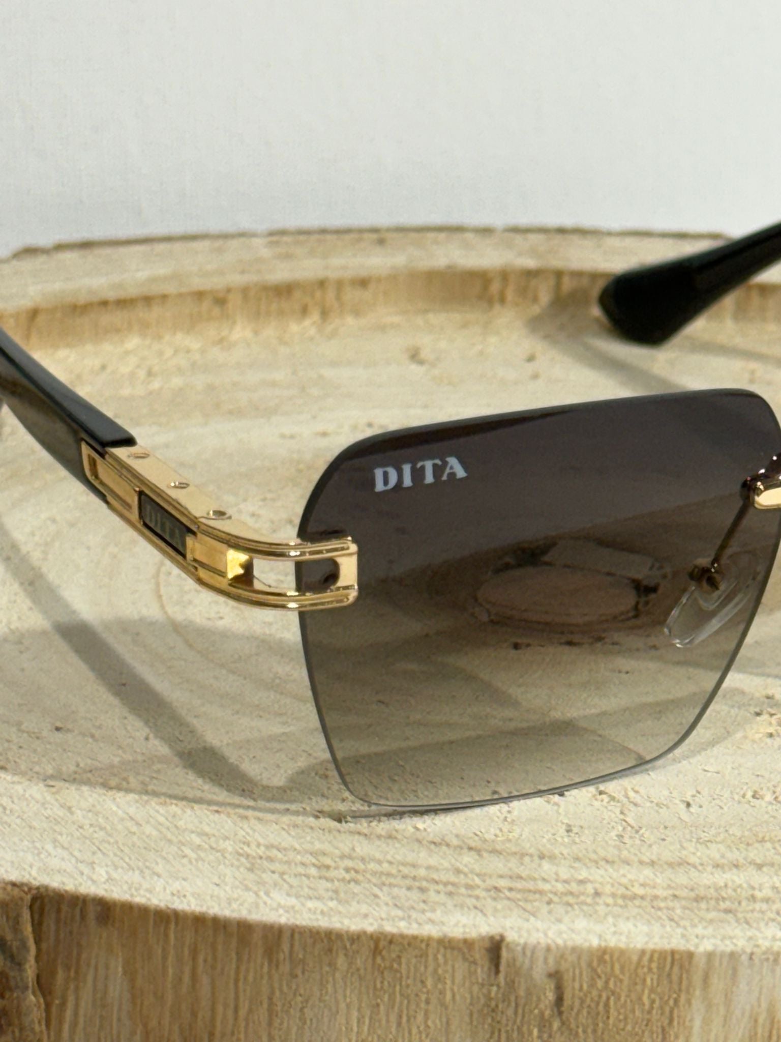 Dita