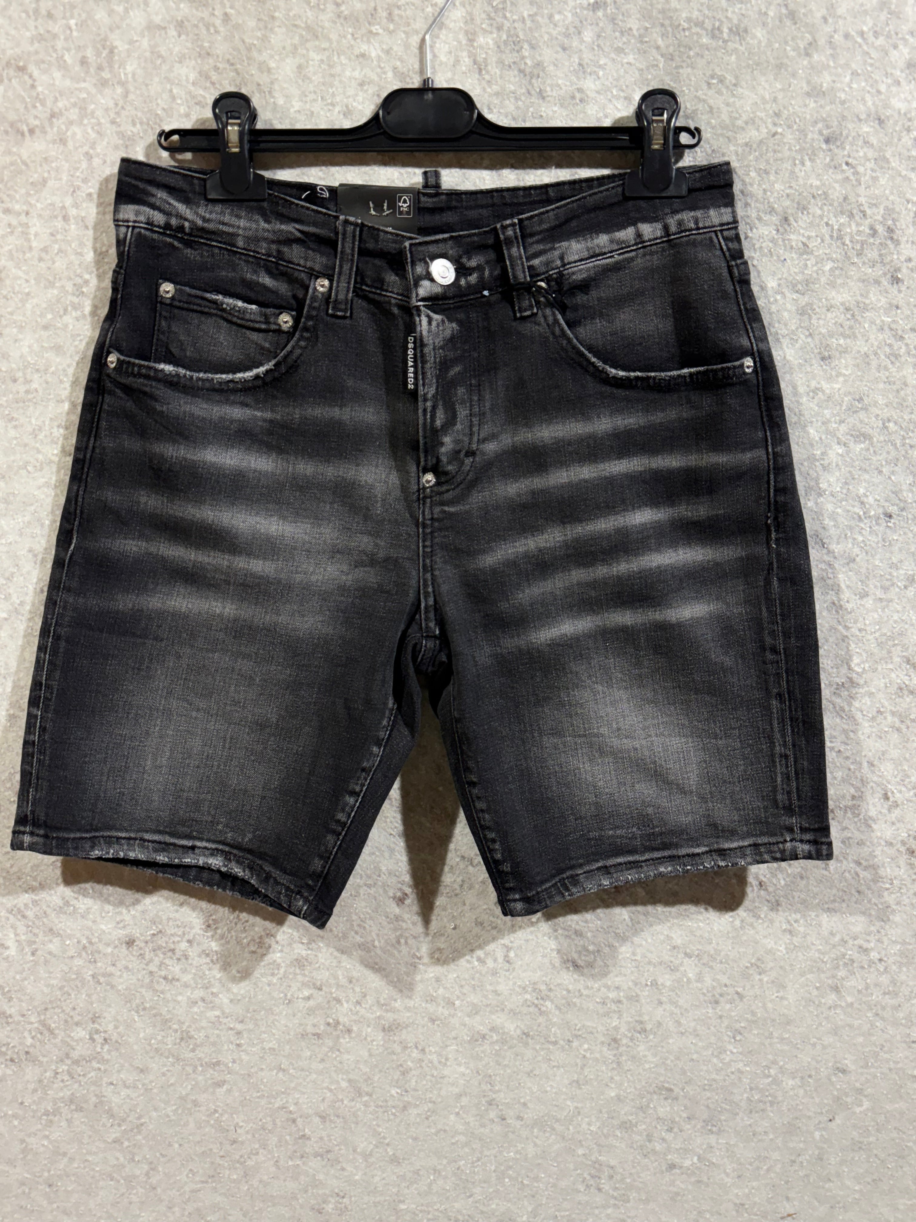 Dsquared2 908