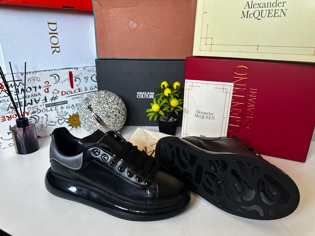 Alexander Mcqueen