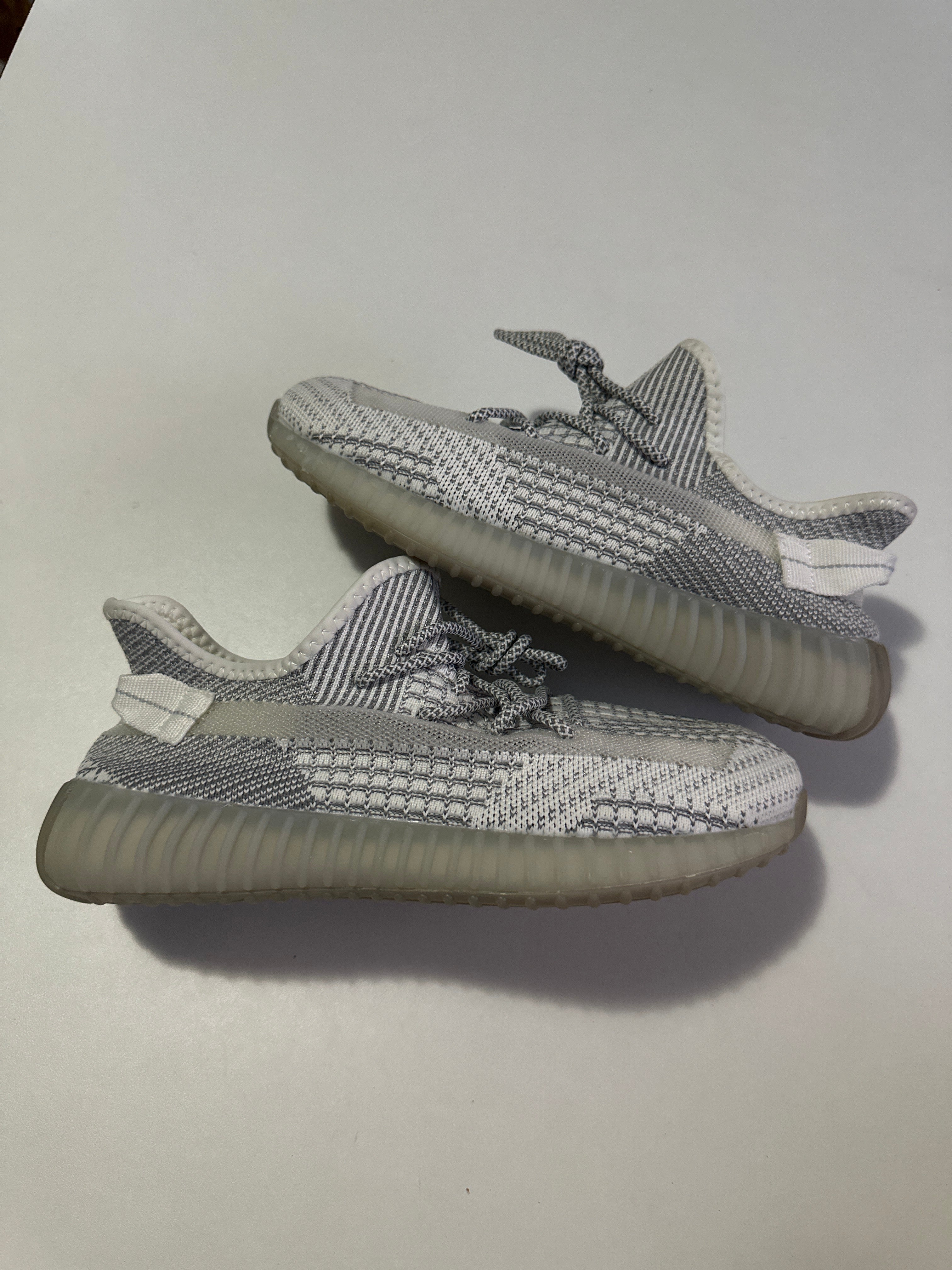 ADIDAY YEEZY