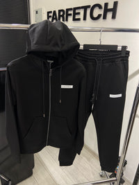 Calvin  Klein