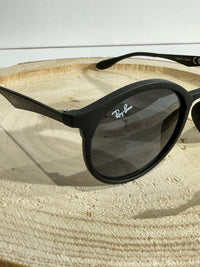 Ray Ban