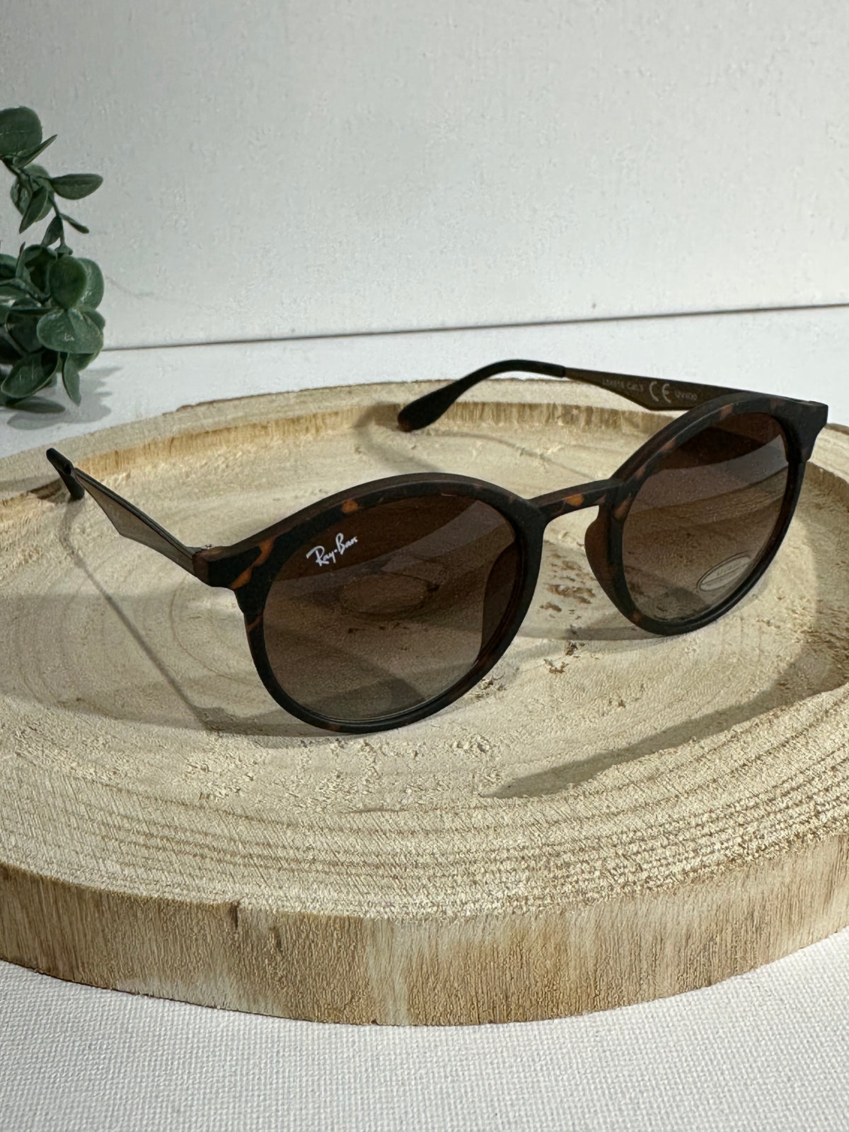 Ray Ban