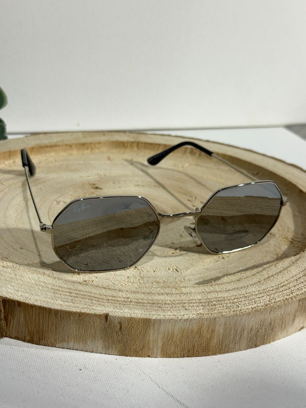 Ray Ban
