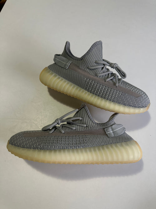 ADIDAY YEEZY