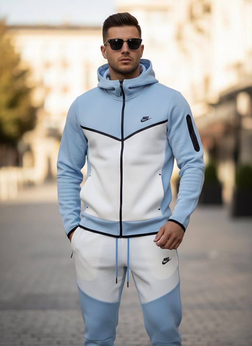 Nike Tech Fleece