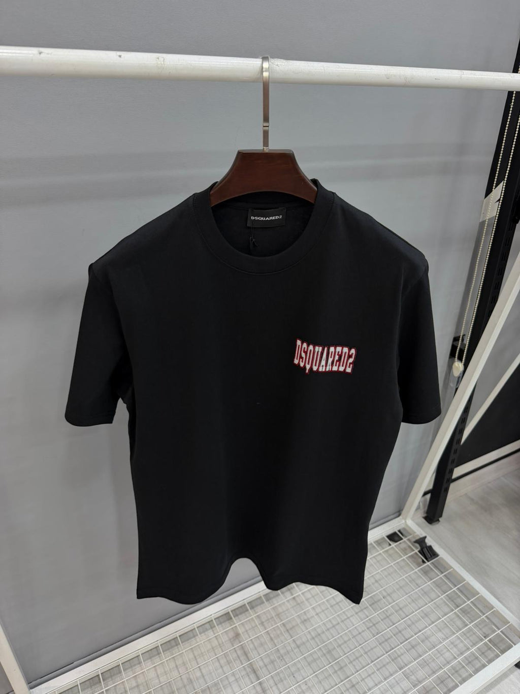 Dsquared2
