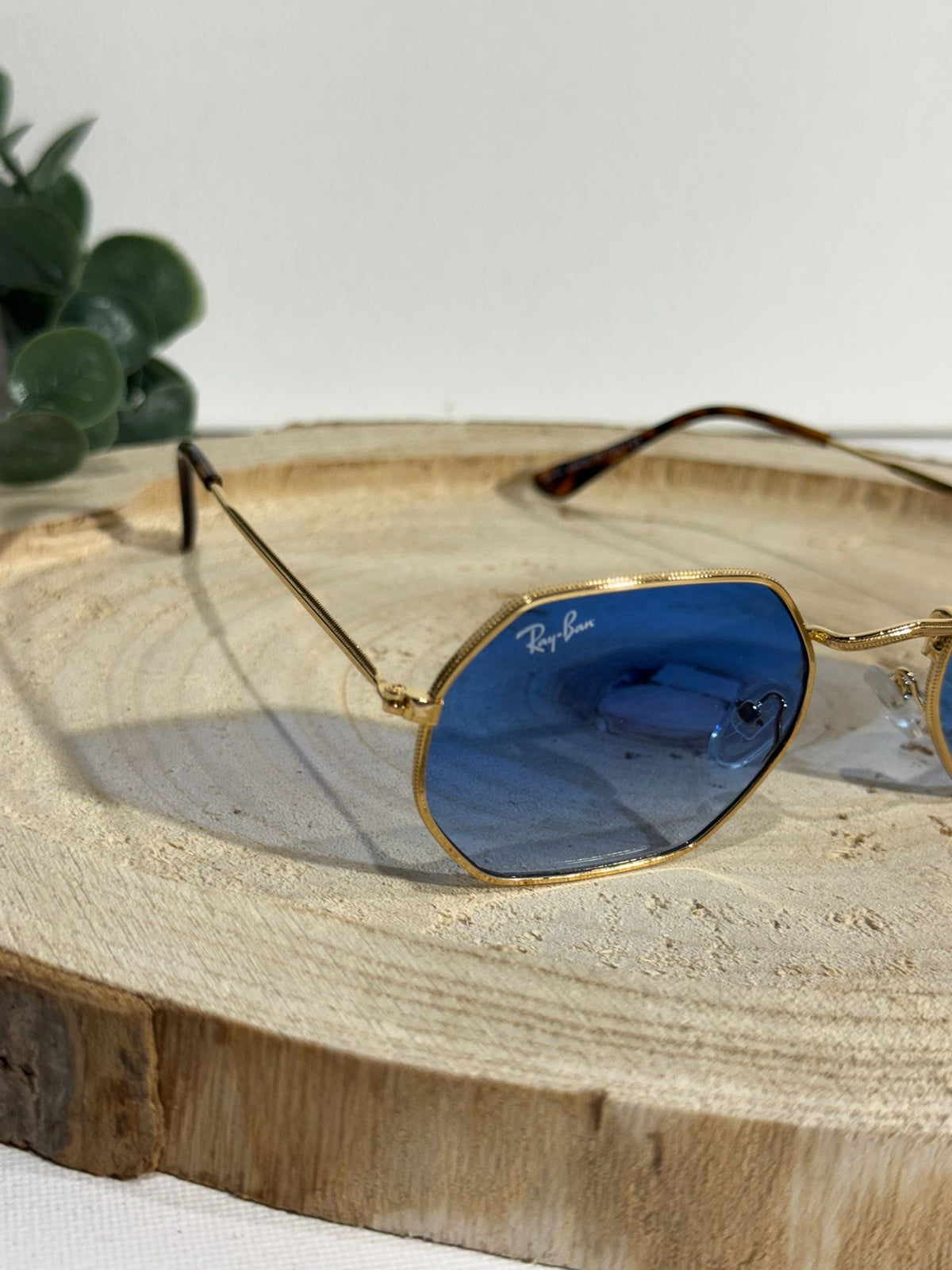 Ray Ban