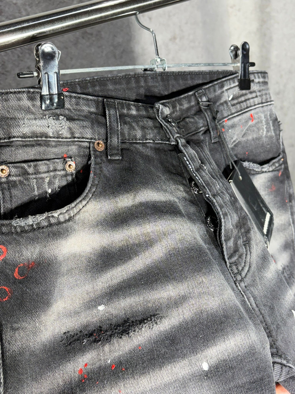 Dsquared2