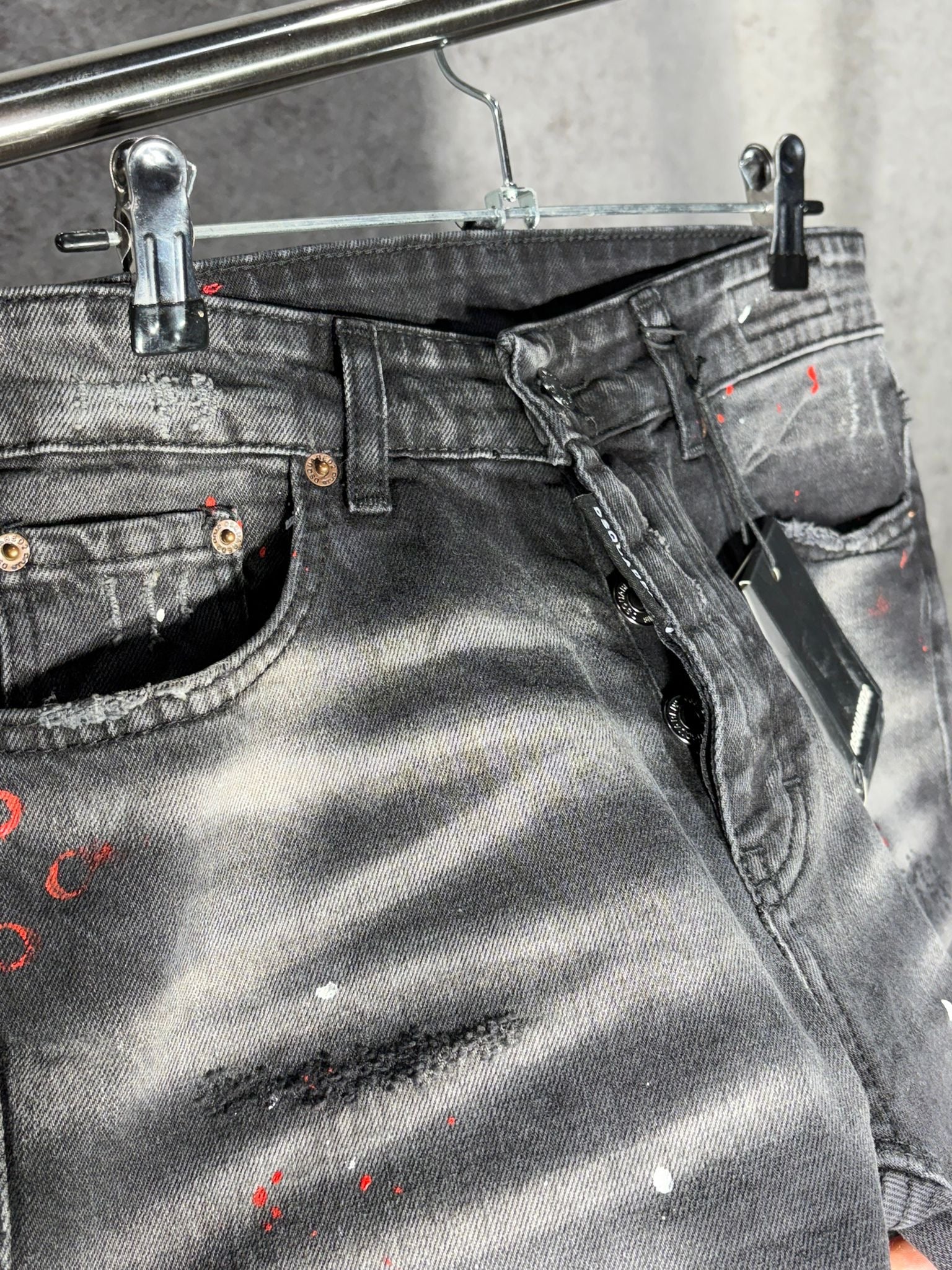 Dsquared2