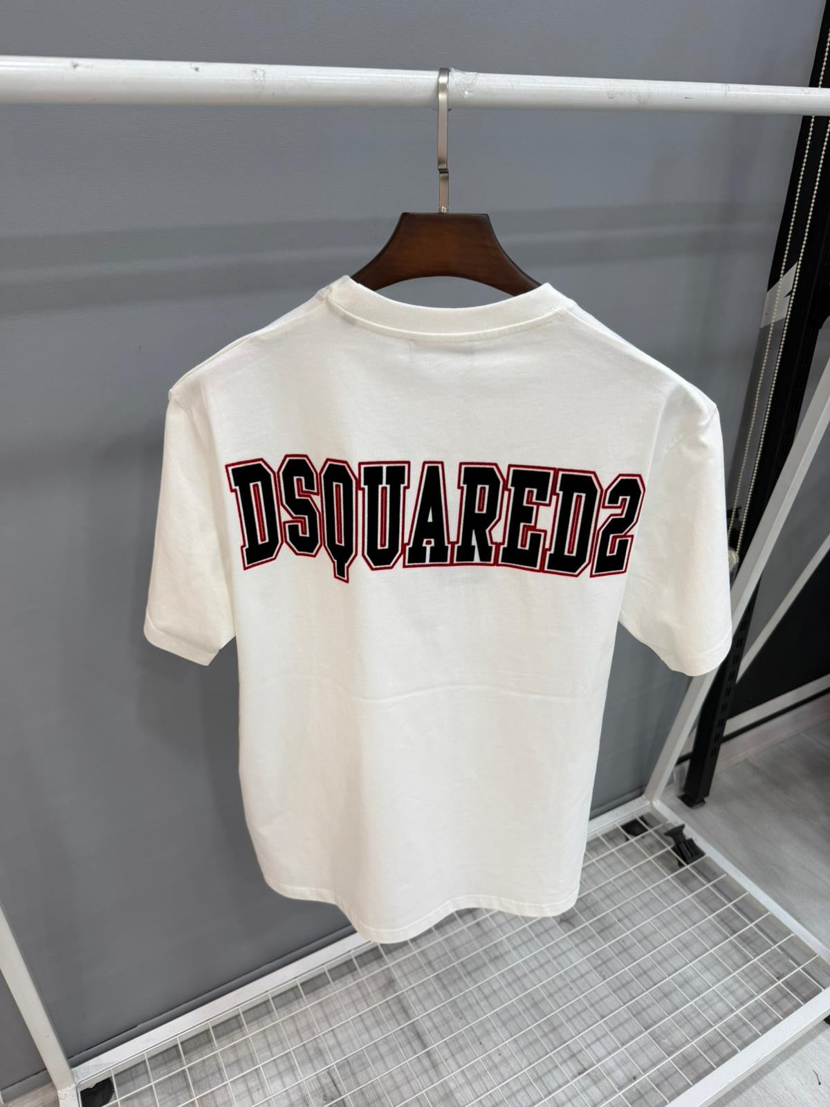 Dsquared2