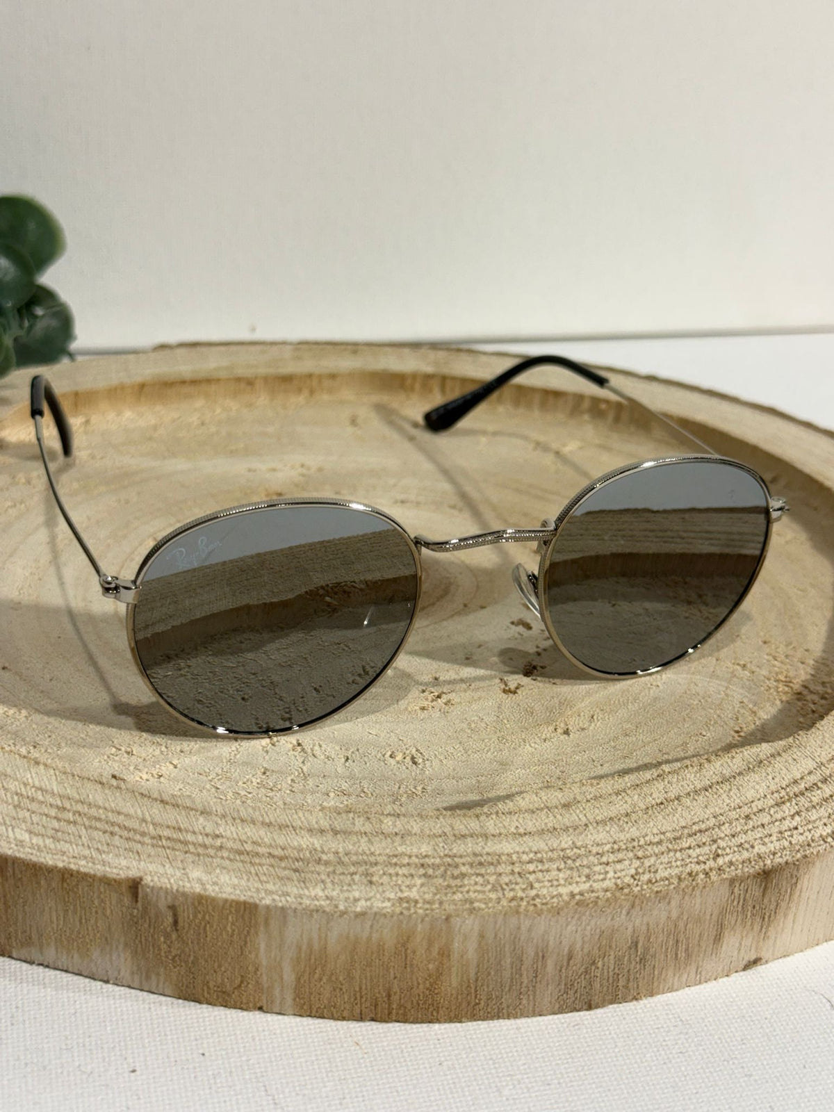 Ray Ban