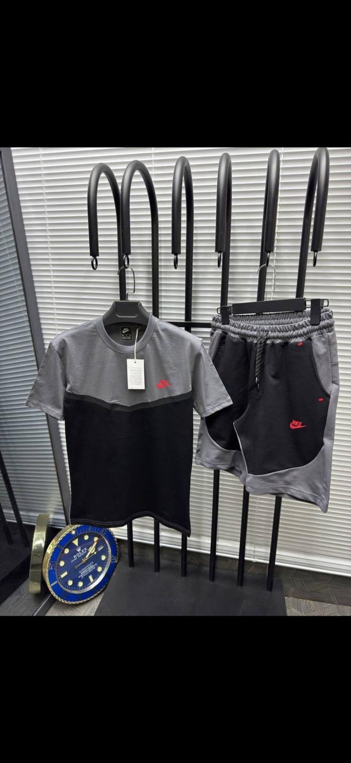 Nike Tech Fleece