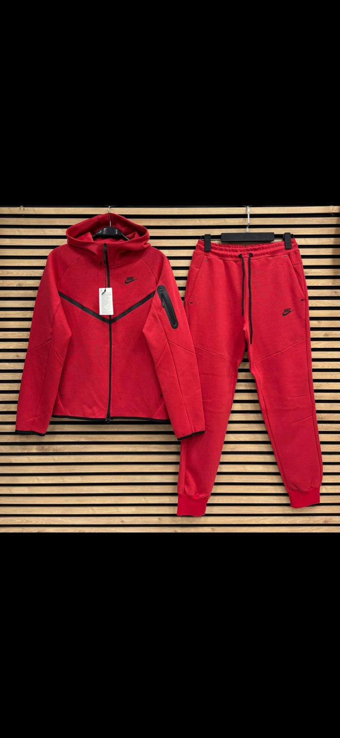 Nike Tech Fleece
