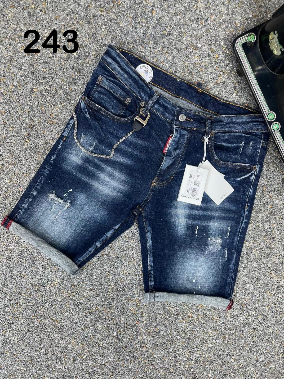 Dsquared2  243