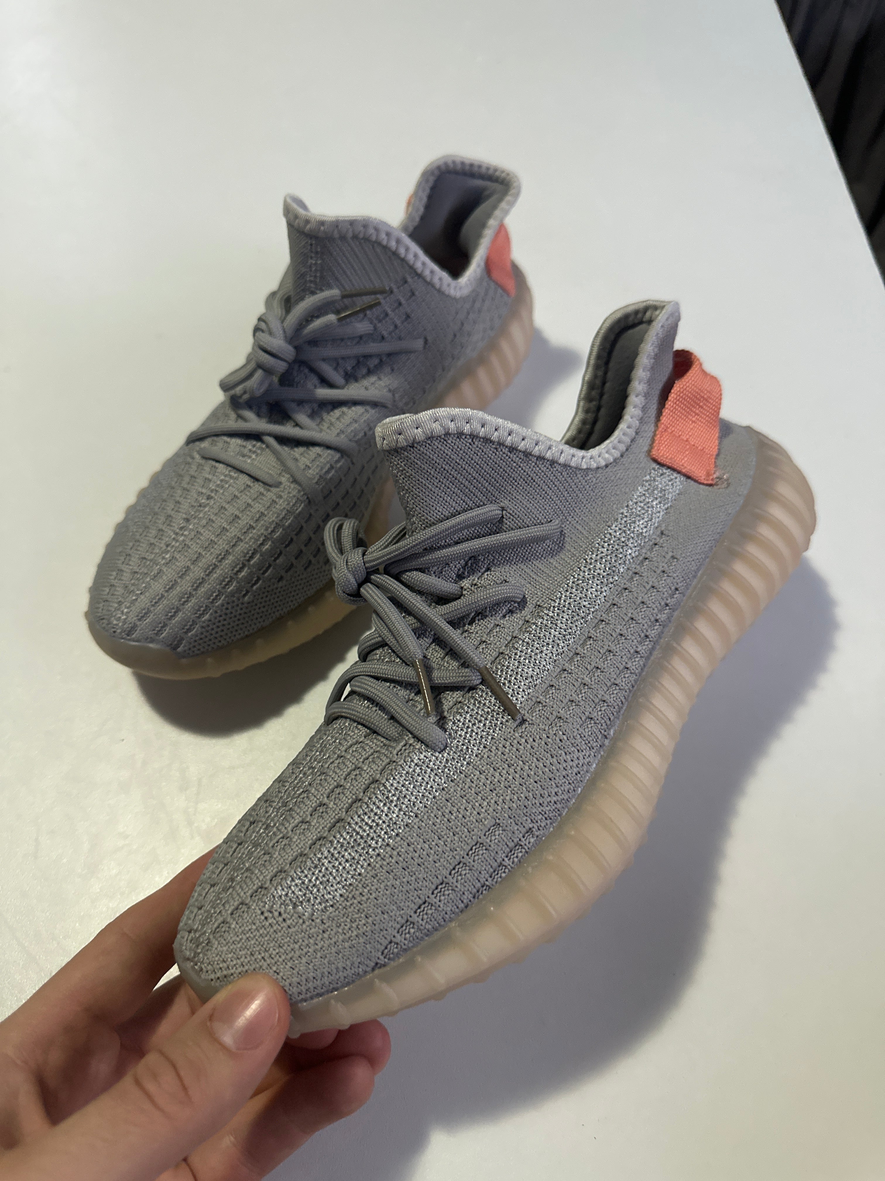 ADIDAY YEEZY