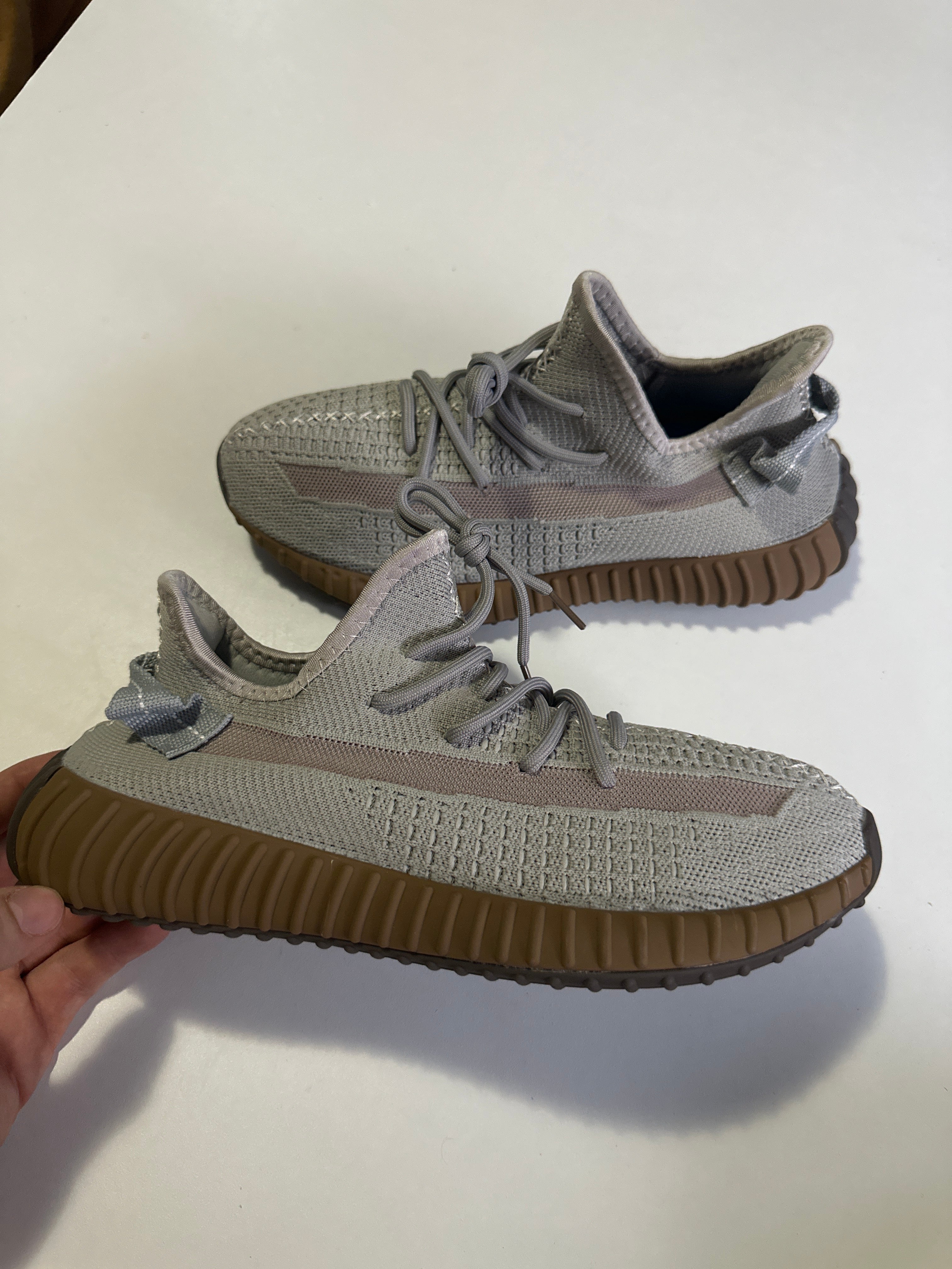 ADIDAY YEEZY