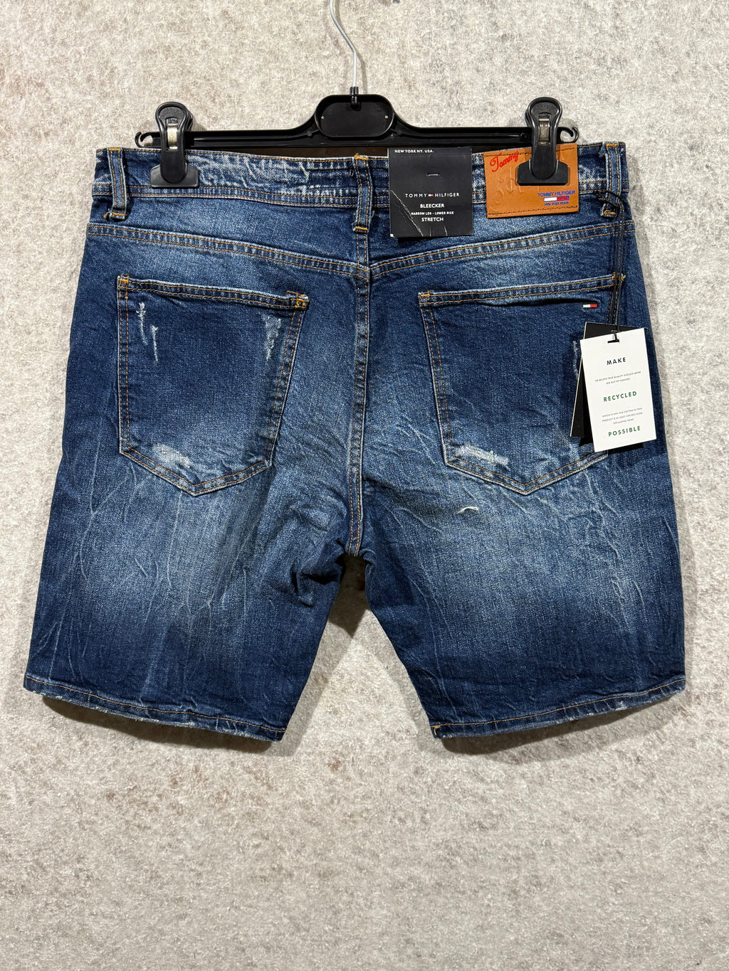 Tommy Hilfiger