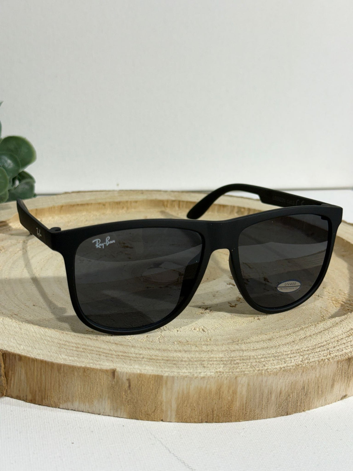 Ray Ban