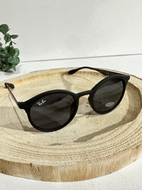Ray Ban