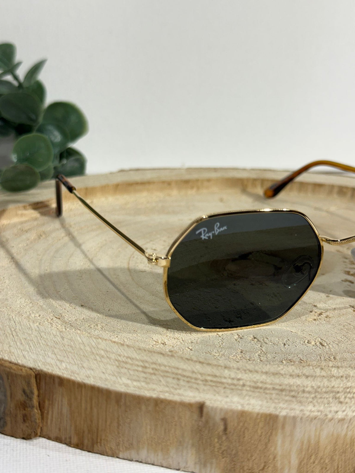 Ray Ban