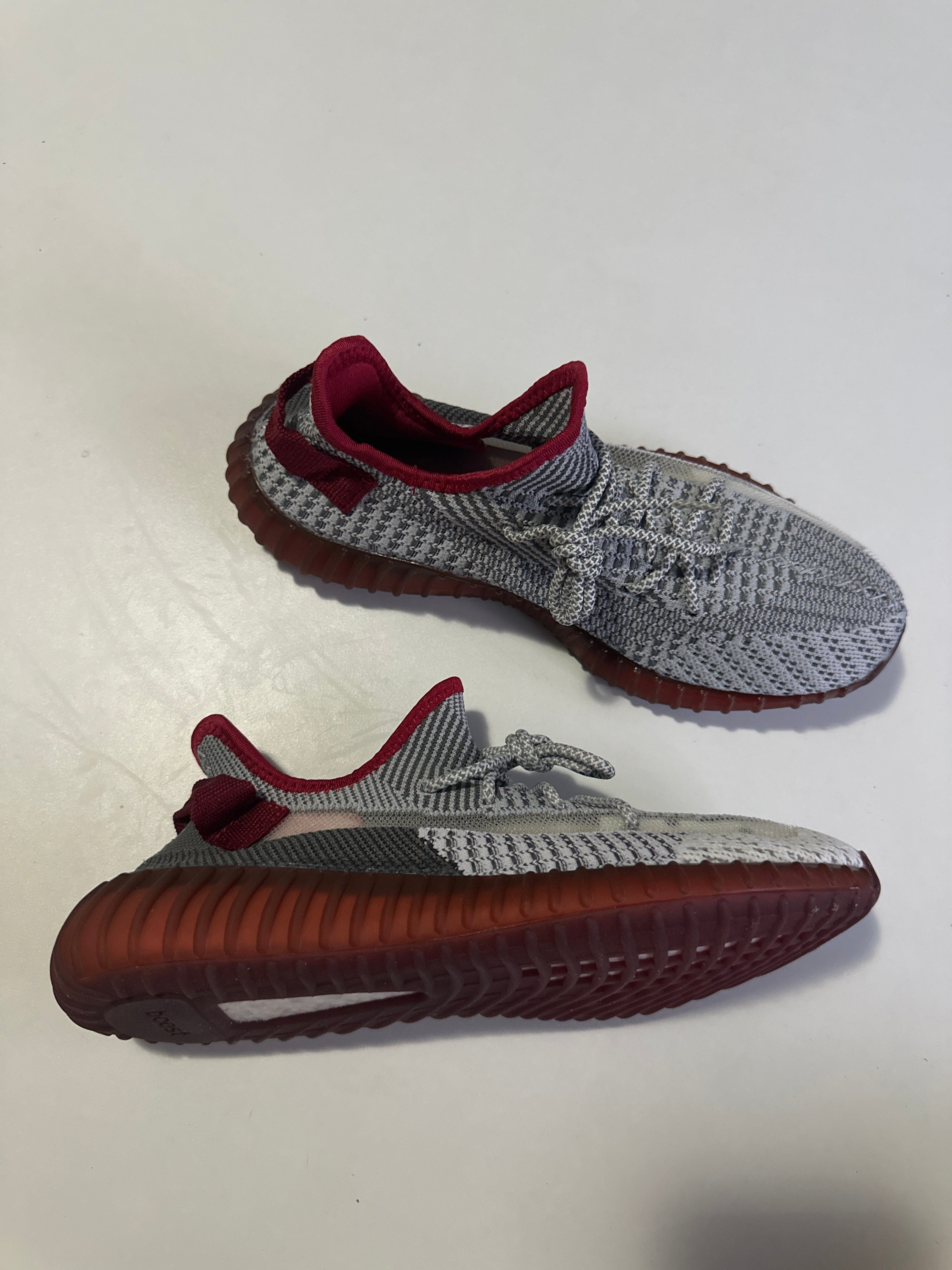 ADIDAY YEEZY