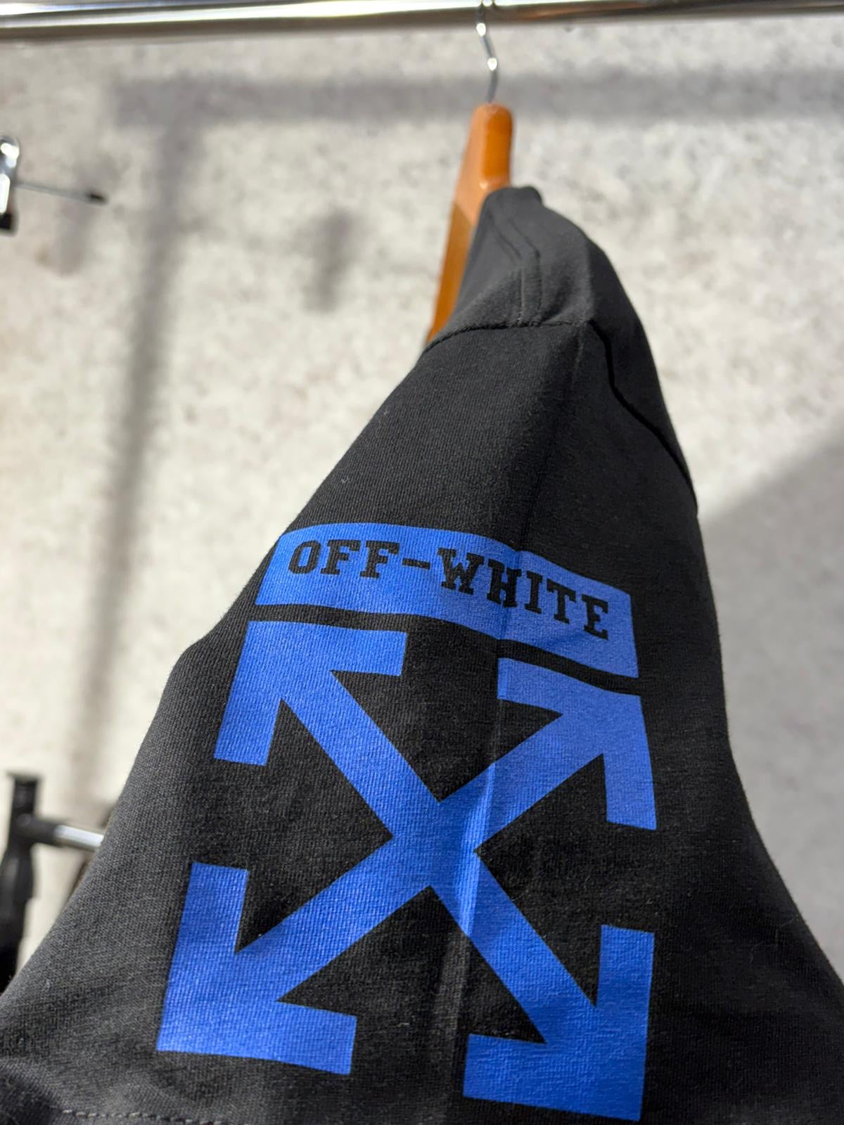Off White