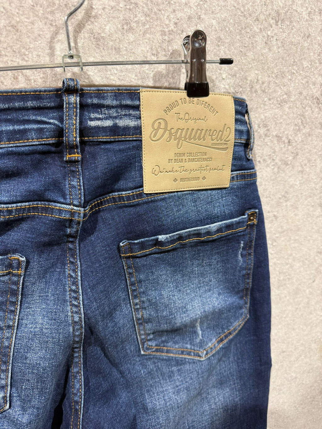 Dsquared2 023