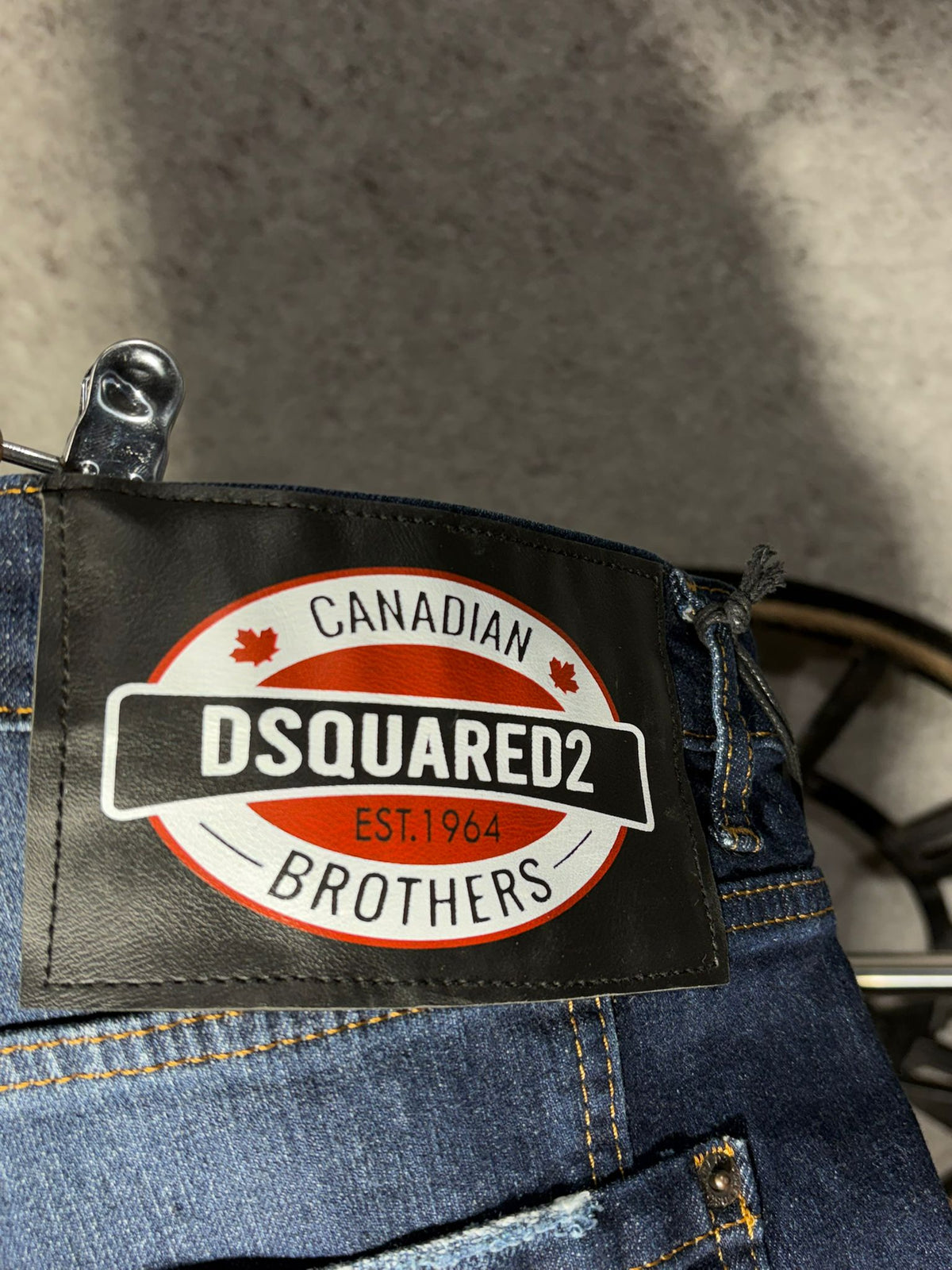 Dsquared2
