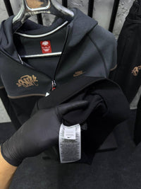 Nike Tech Fleece