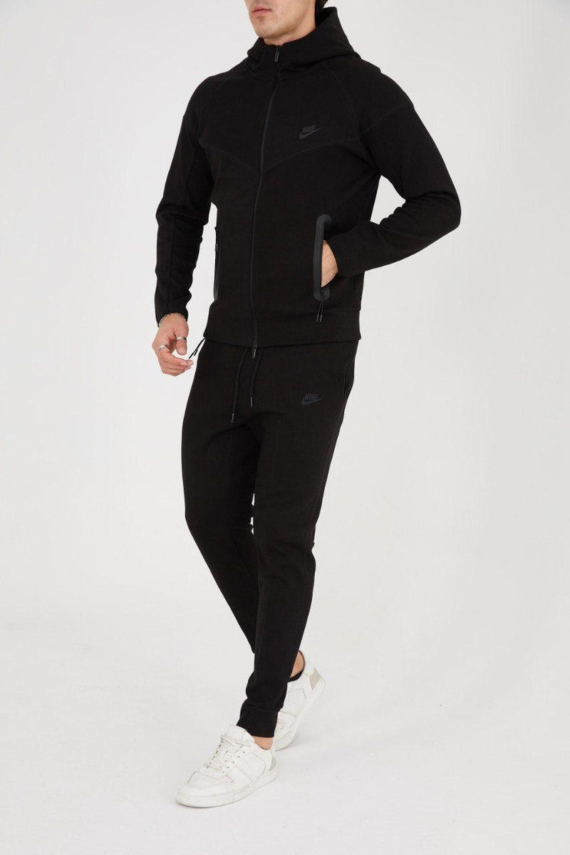 Nike Tech Fleece