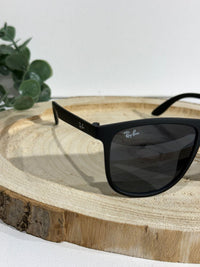 Ray Ban