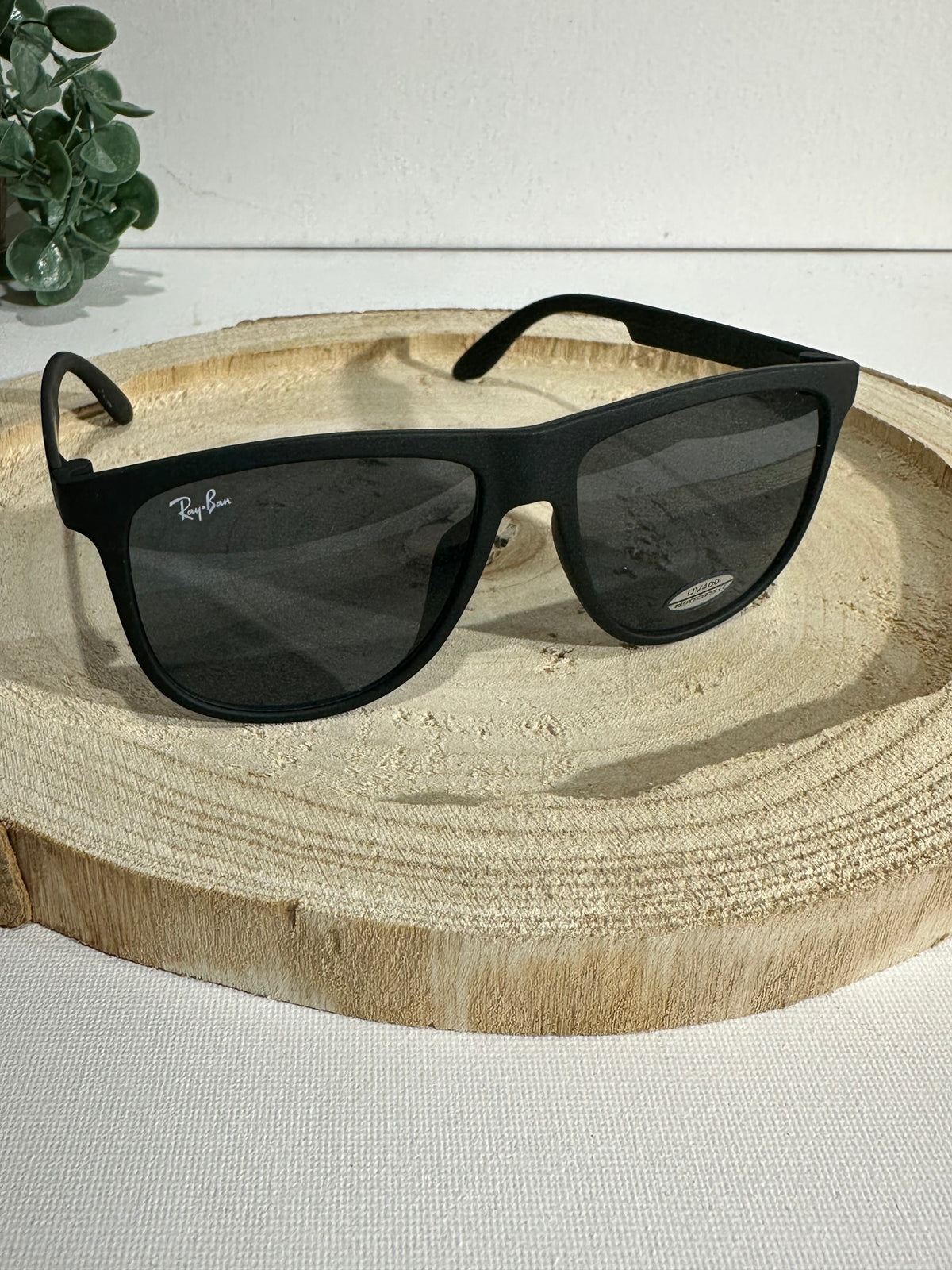 Ray Ban