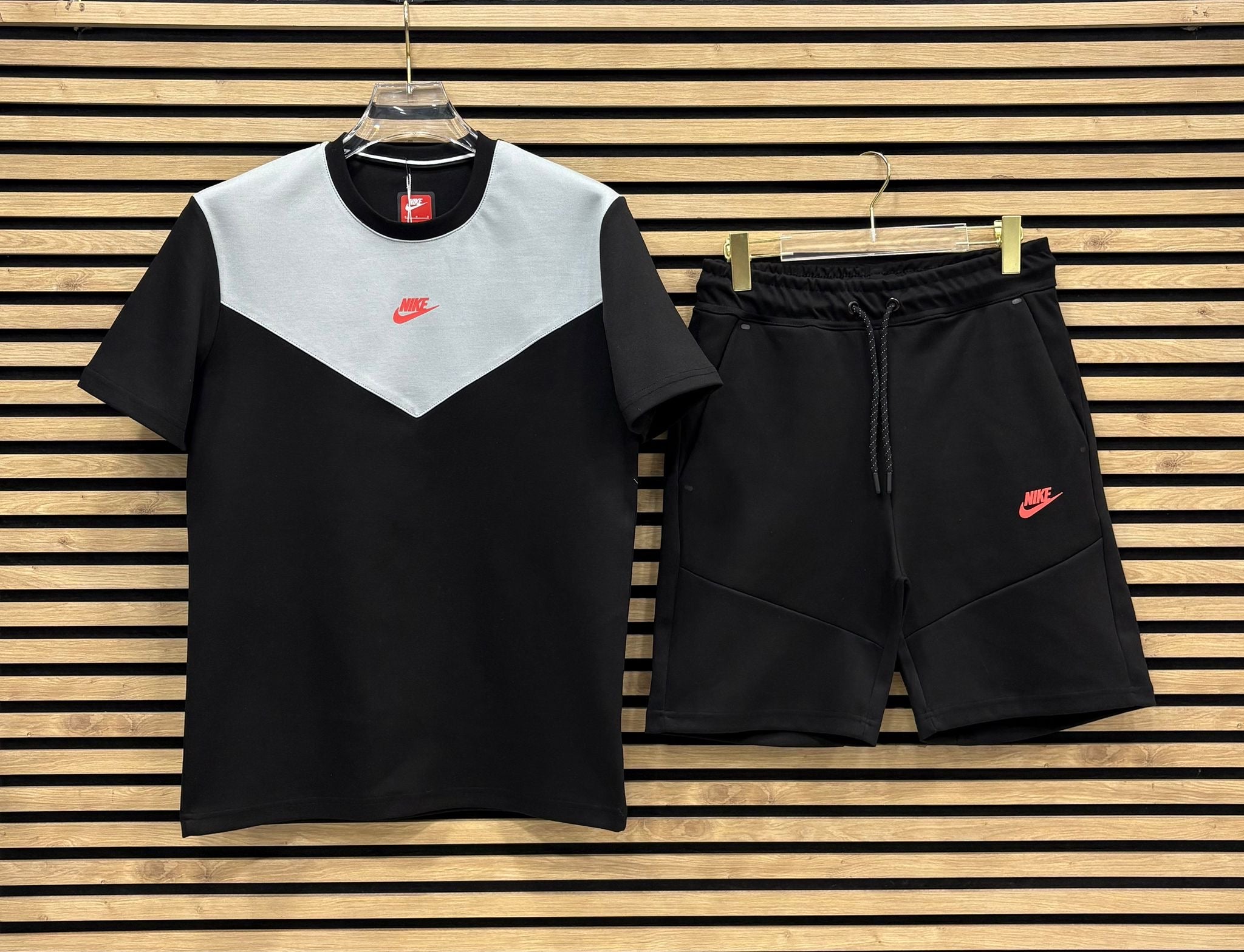 Nike Tech Fleece