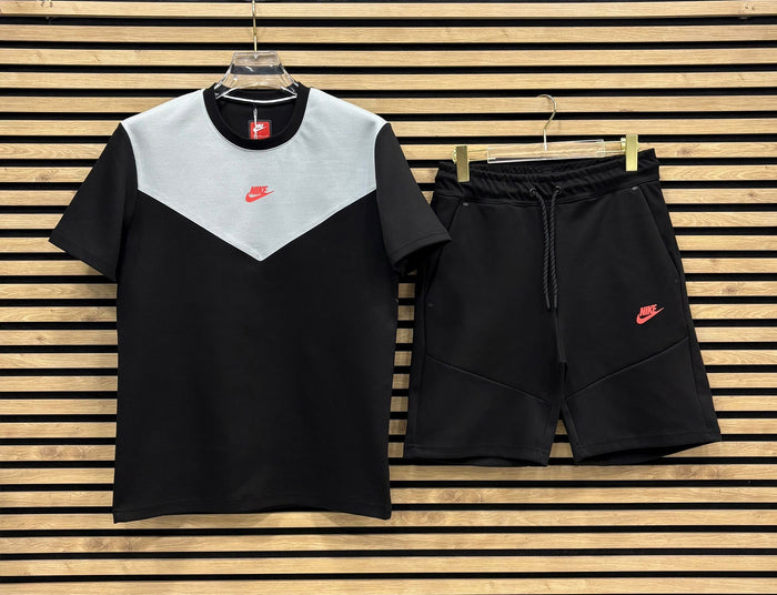 Nike Tech Fleece