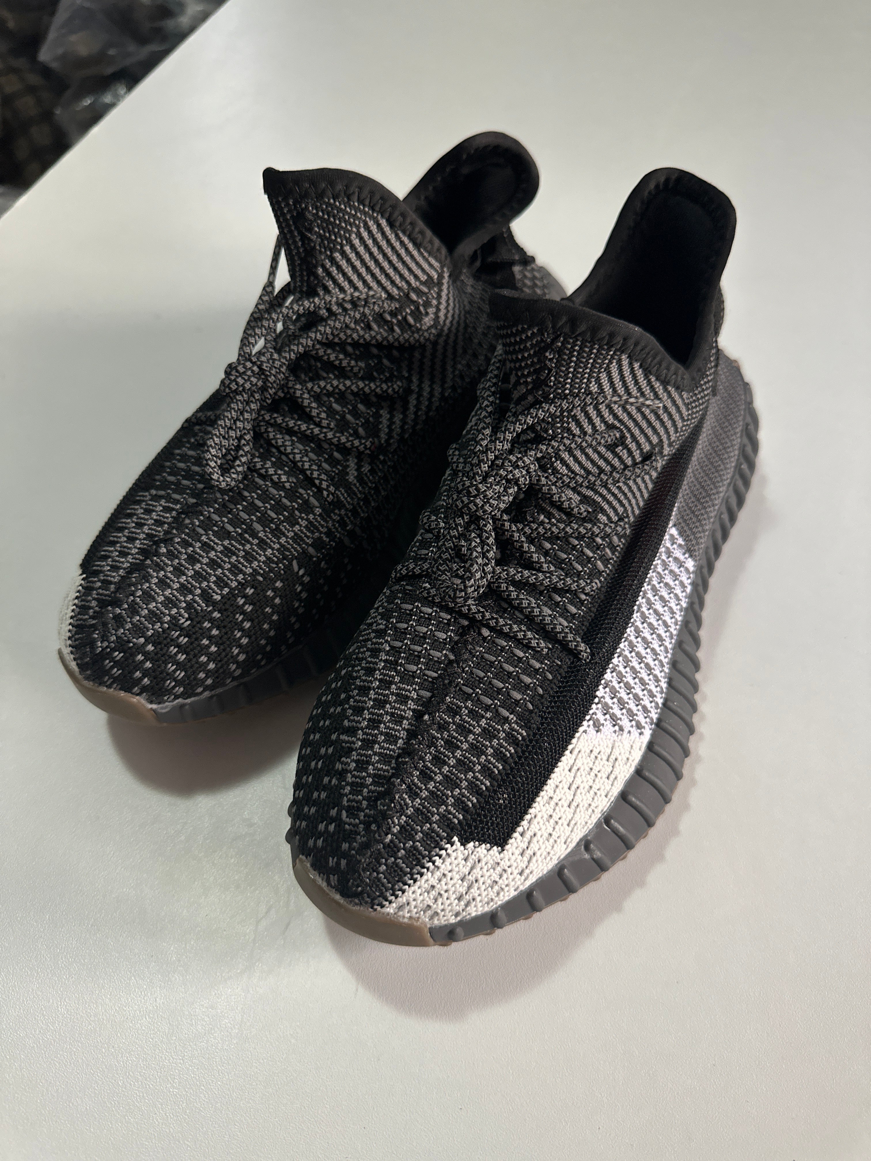 ADIDAY YEEZY
