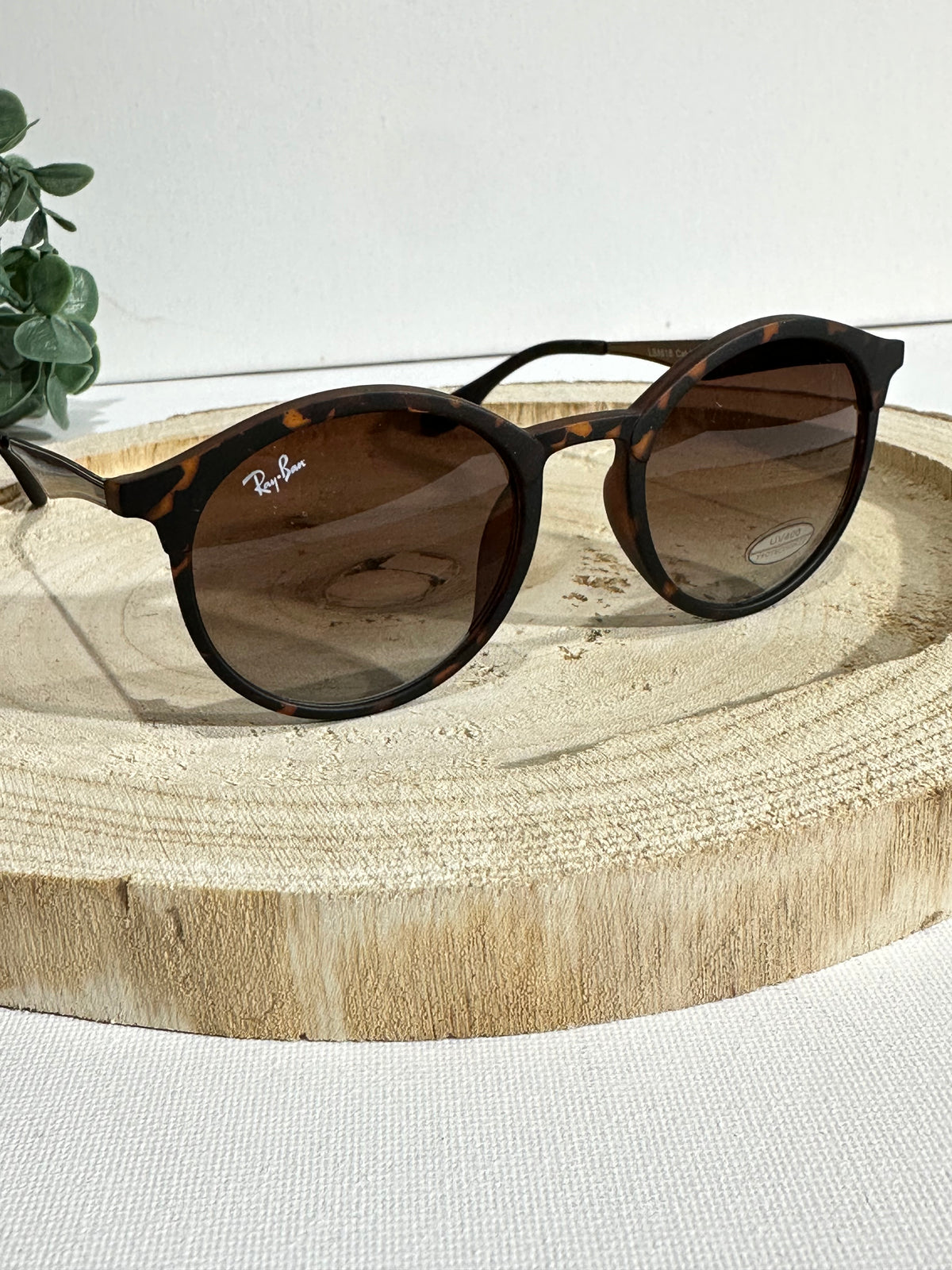 Ray Ban