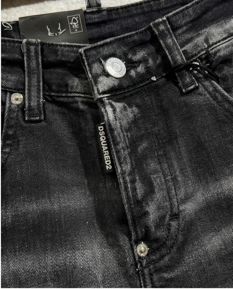 Dsquared2 908