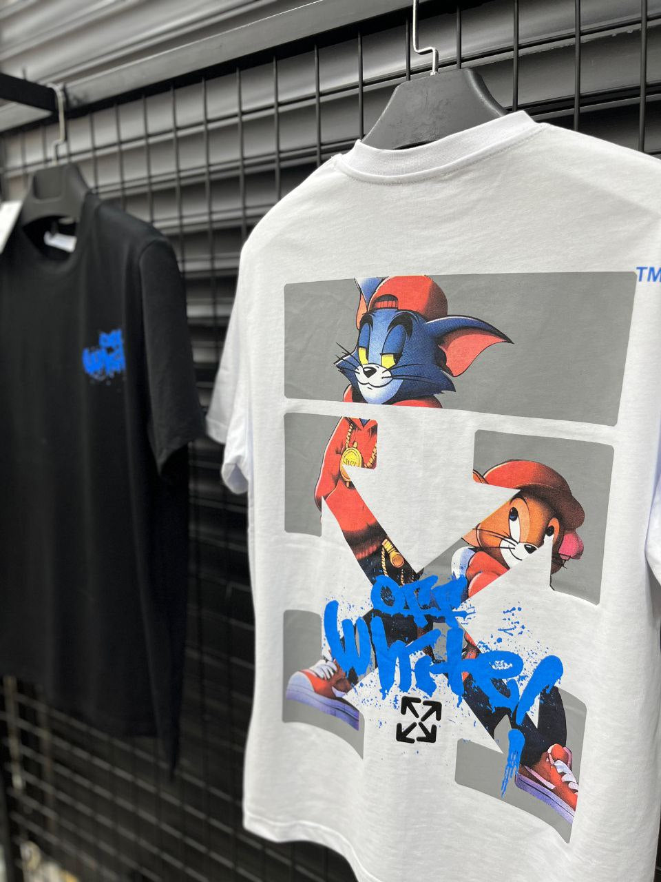 Off White