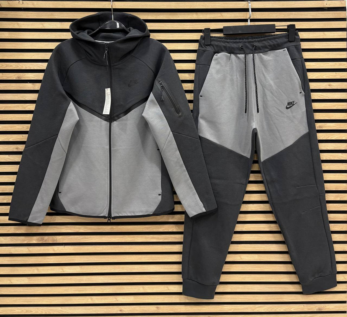 Nike Tech Fleece