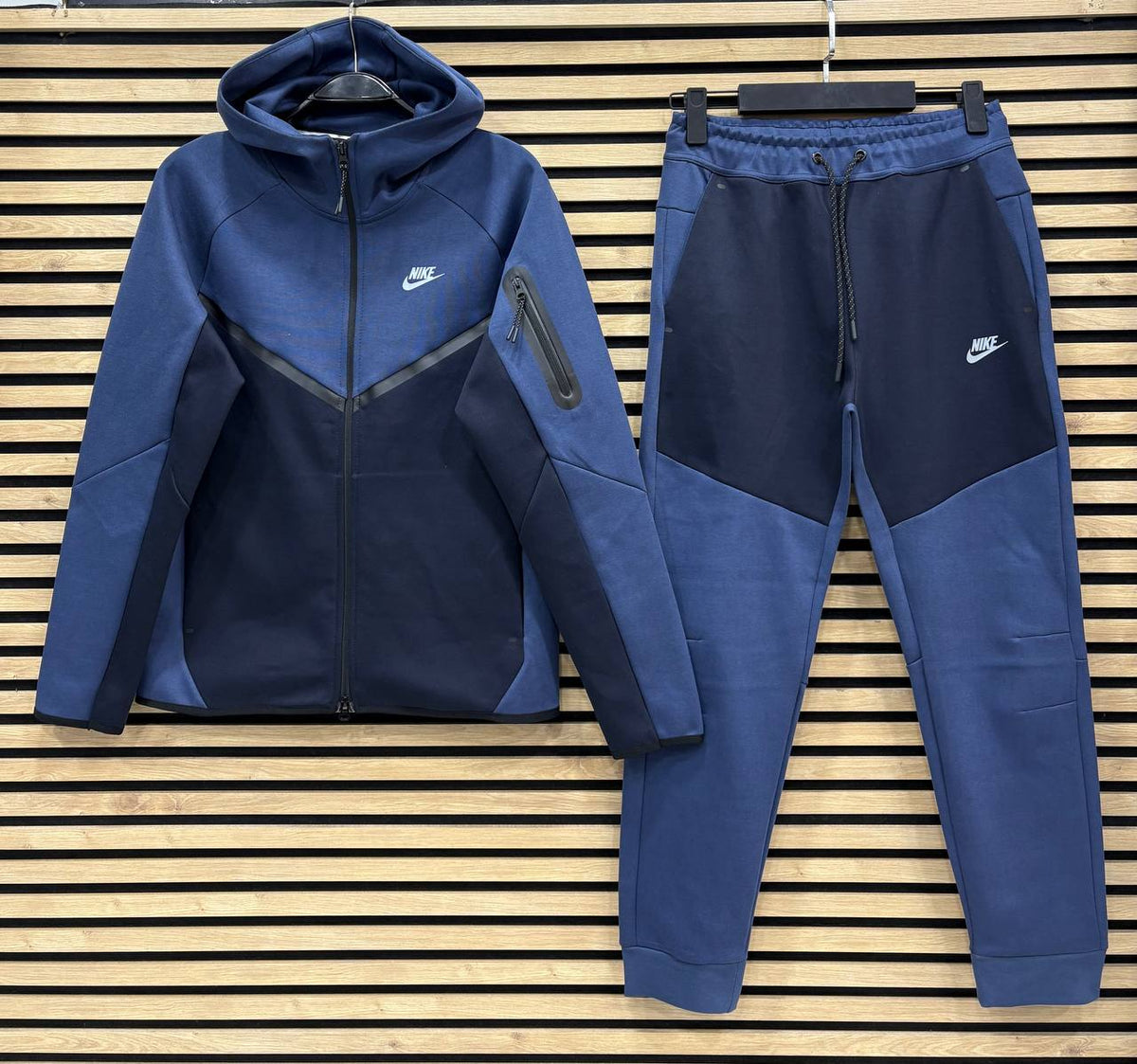 Nike Tech Fleece