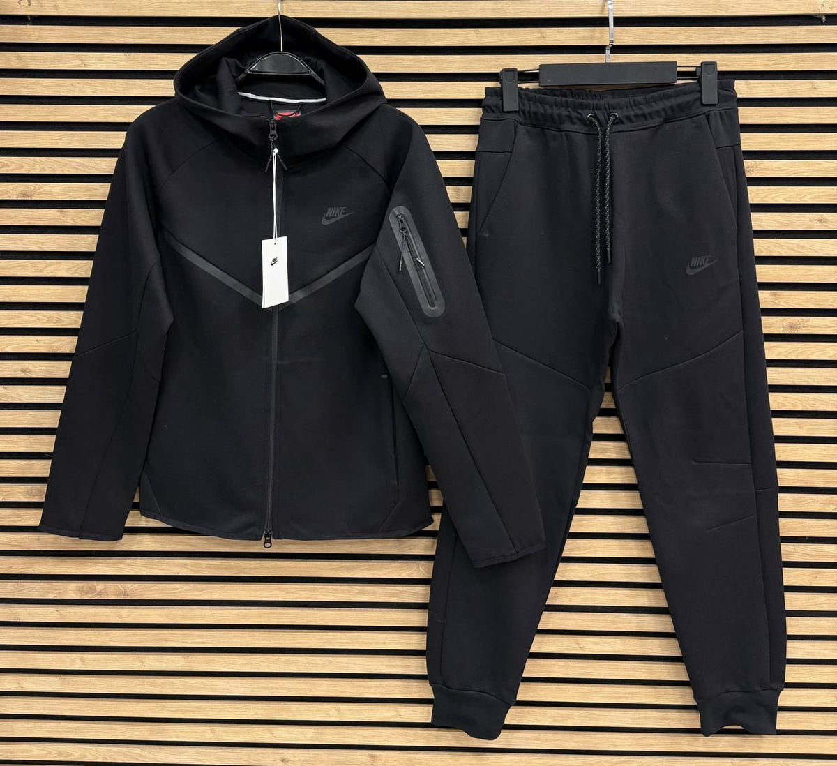 Nike Tech Fleece
