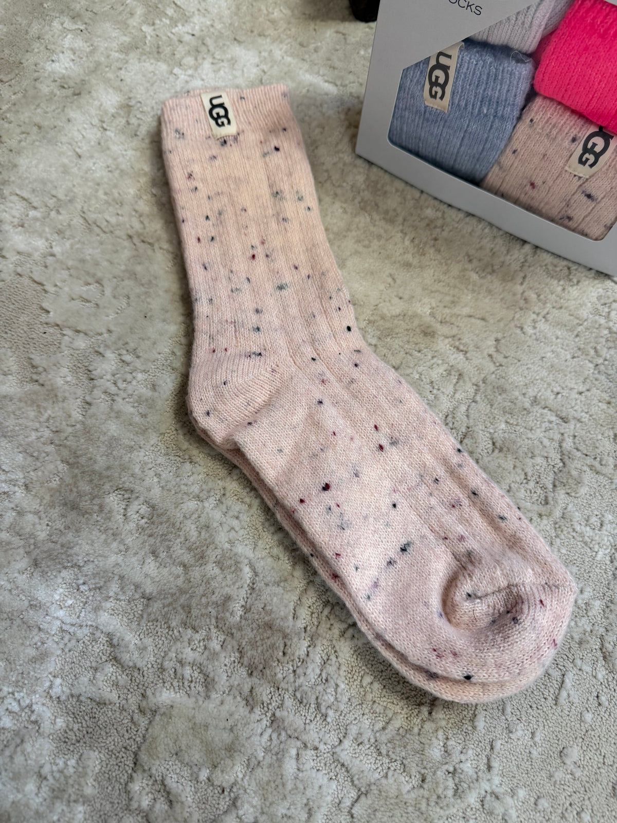 UGG
