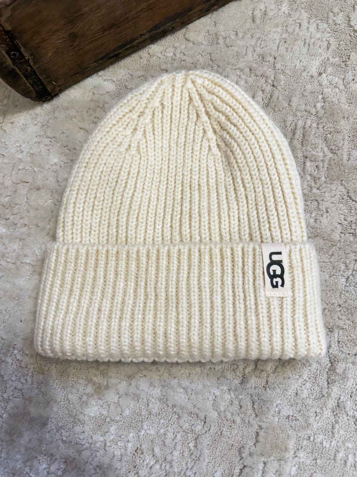 UGG