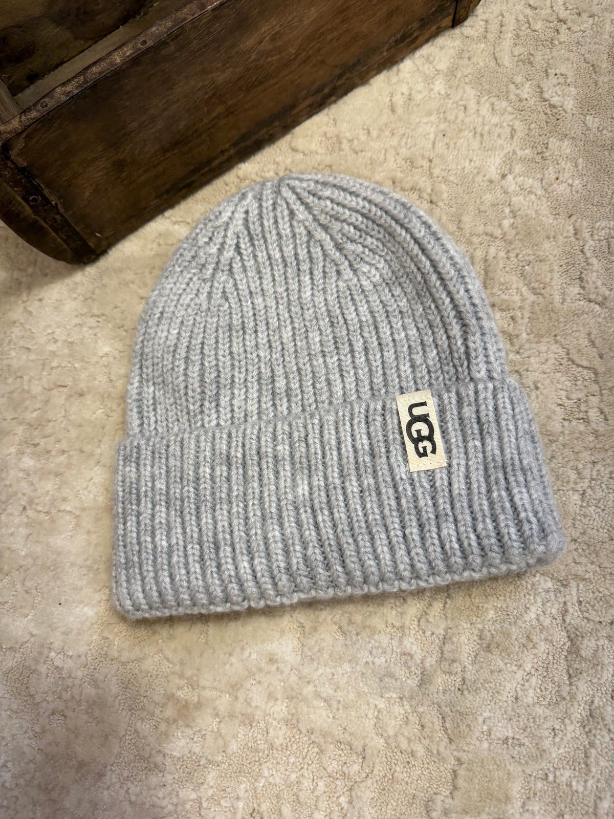 UGG
