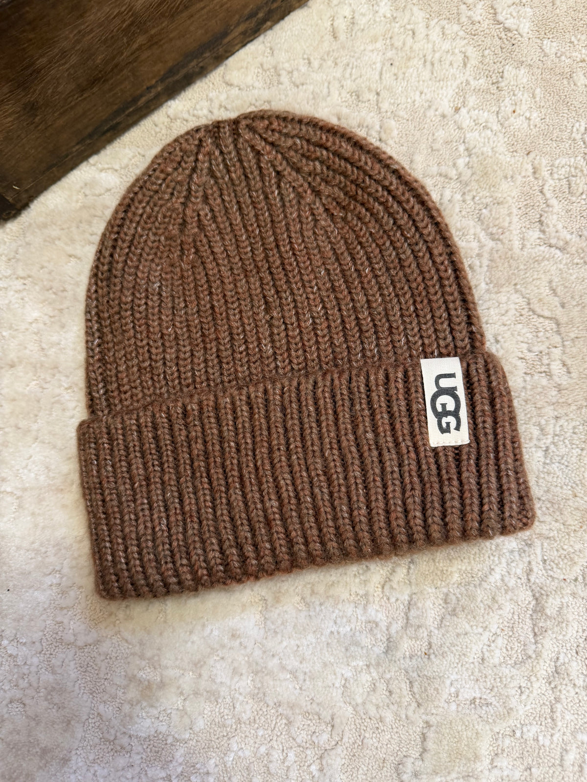 UGG
