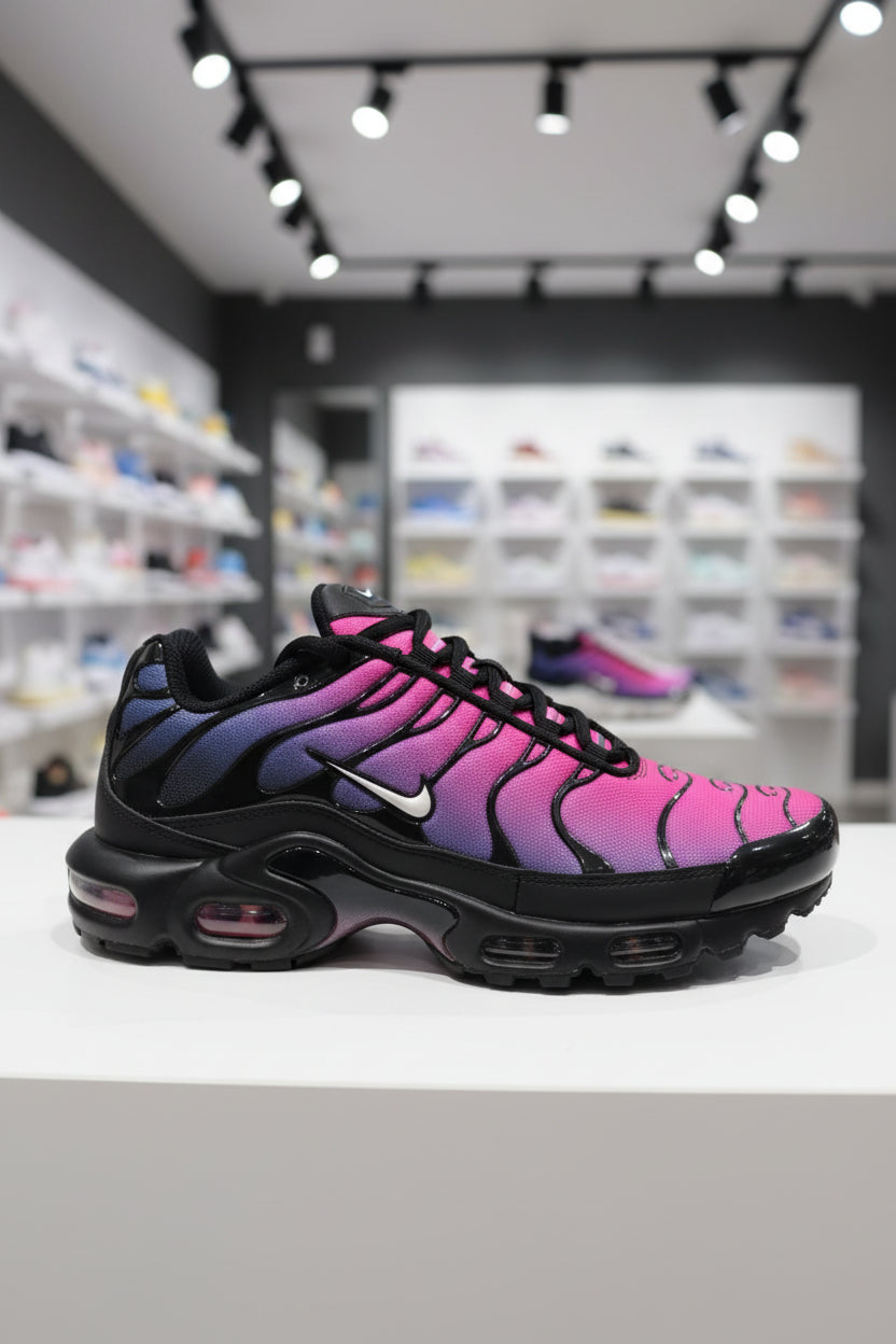 NIKE TN