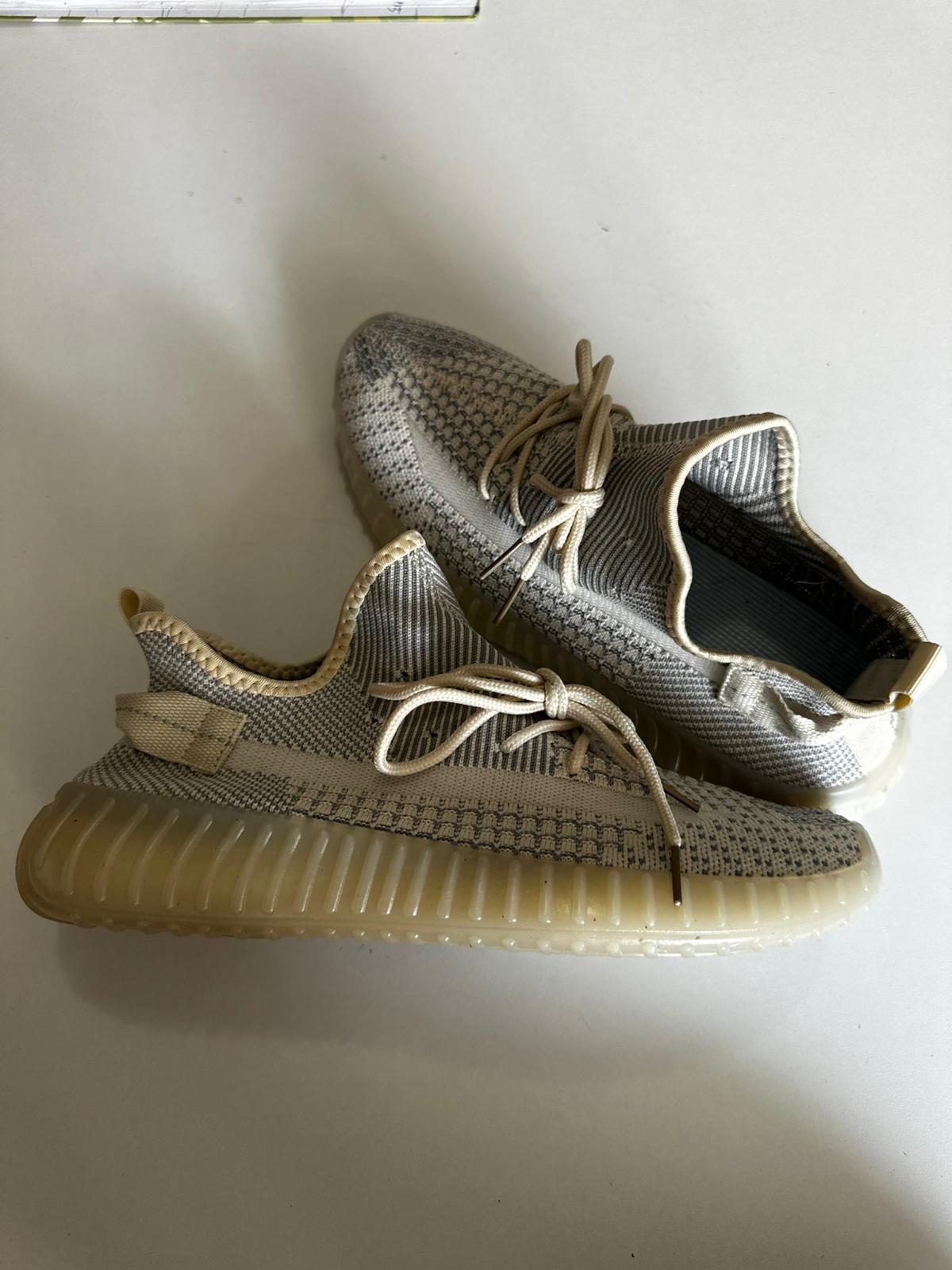 ADIDAY YEEZY